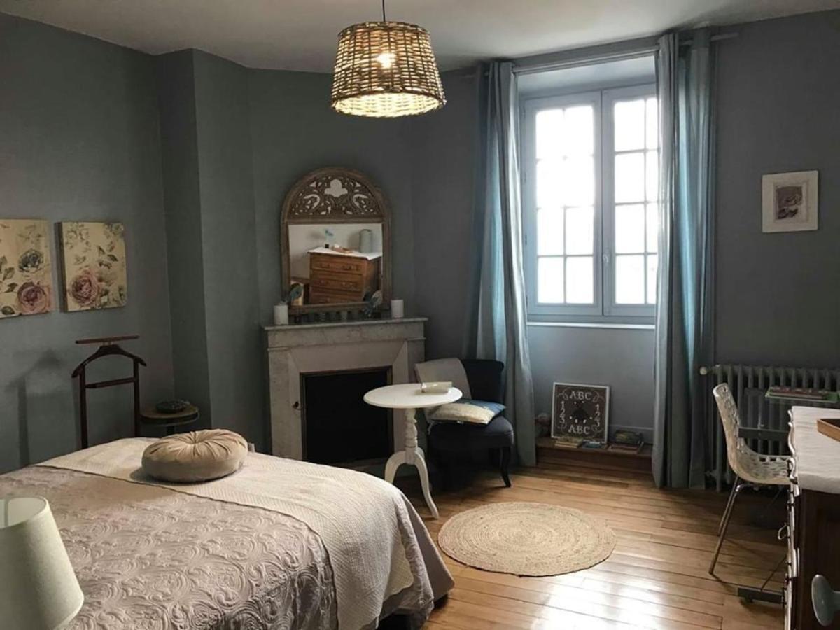 Le Compostelle Chic, Charme, Confort, Cocooning 80 M² Saint-Léonard-de-Noblat Extérieur photo